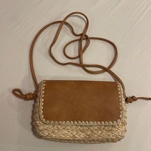 Straw crossbody